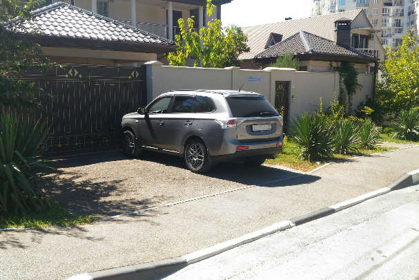 Зона парковки на два автомобиля